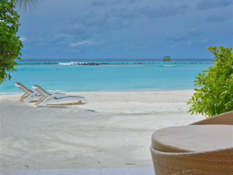 Summer Island Maldives