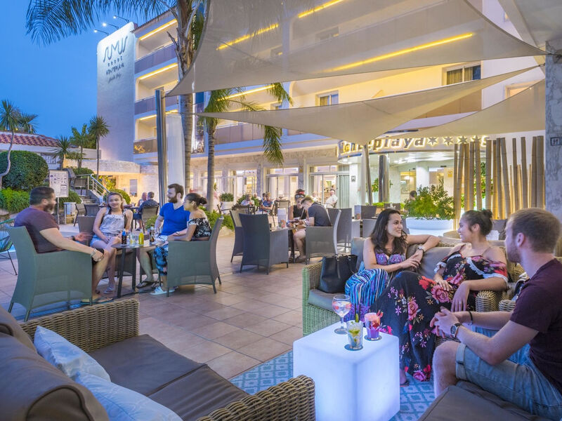Sumus Hotel Monteplaya