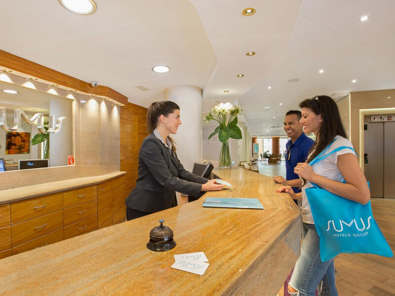 Sumus Hotel Monteplaya