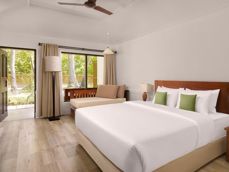 Sun Island Resort & Spa
