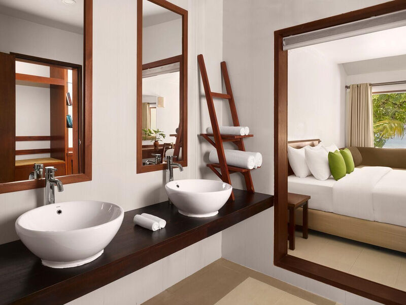 Sun Island Resort & Spa