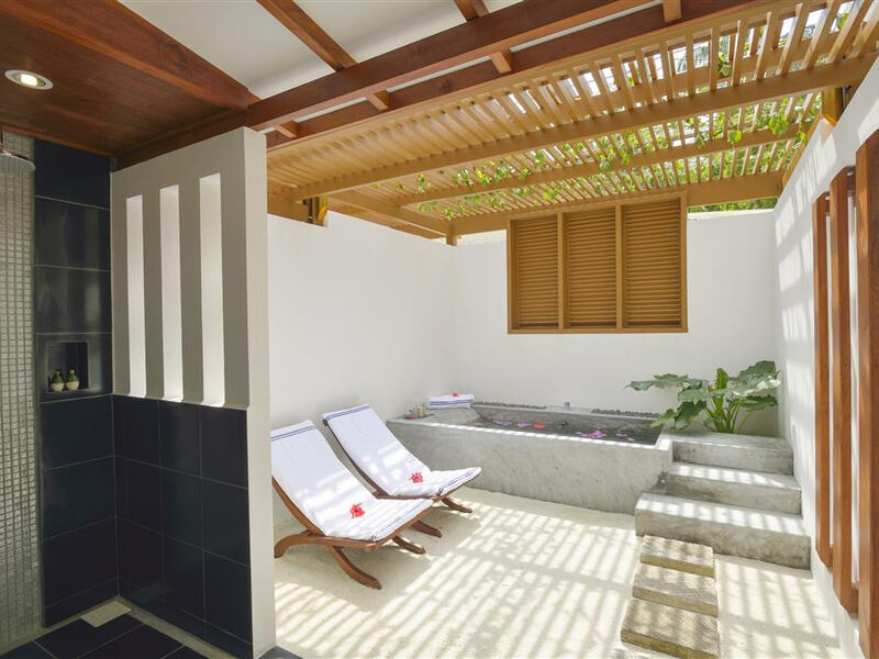 Hotel Sun Island Resort And Spa