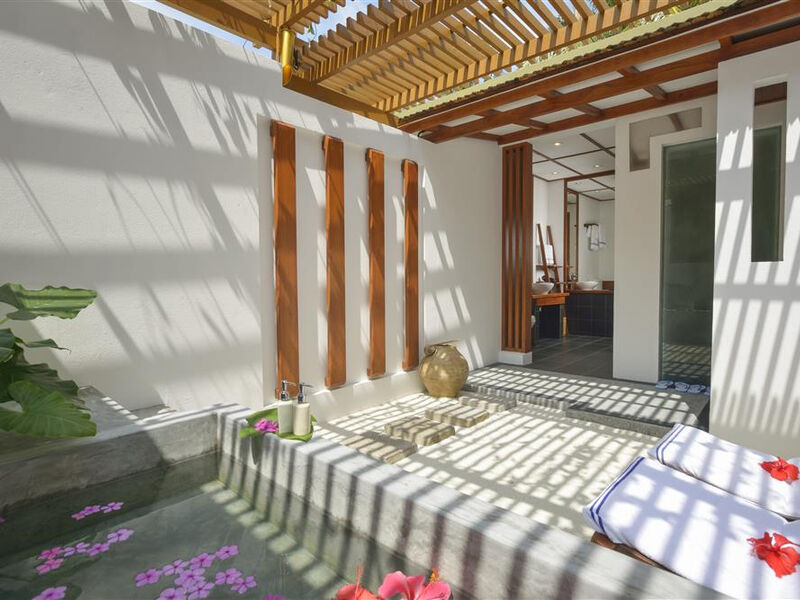 Hotel Sun Island Resort And Spa