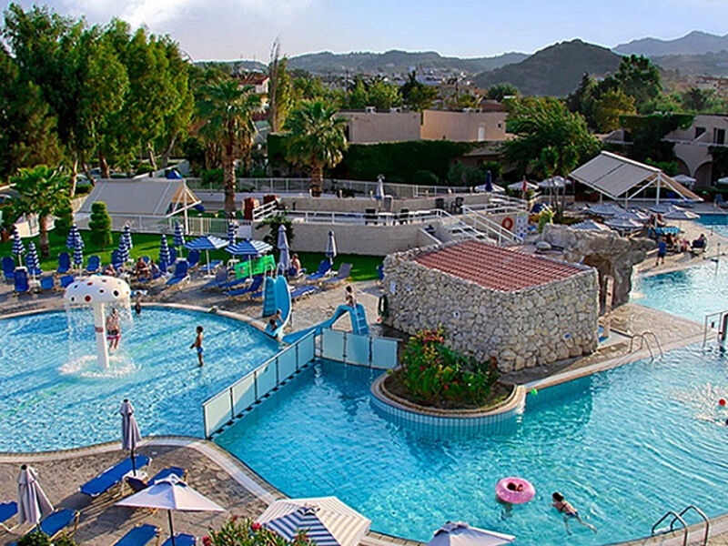 Sun Palace