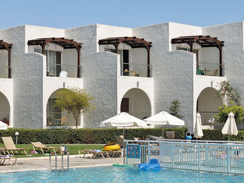 Sun Palace