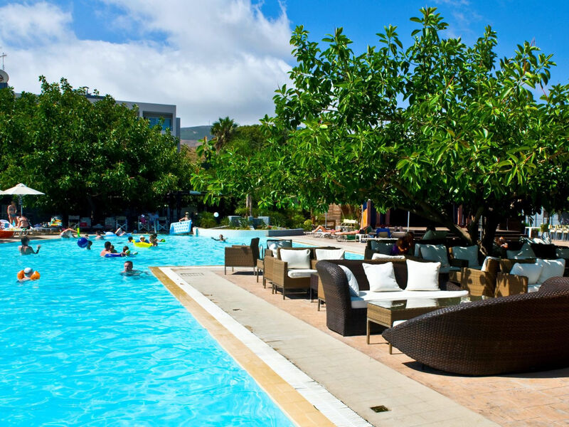 Sun Palace Resort & Spa