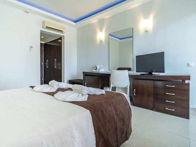 Sun Palace Resort & Spa