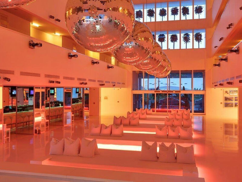 Sunis Hotel Su