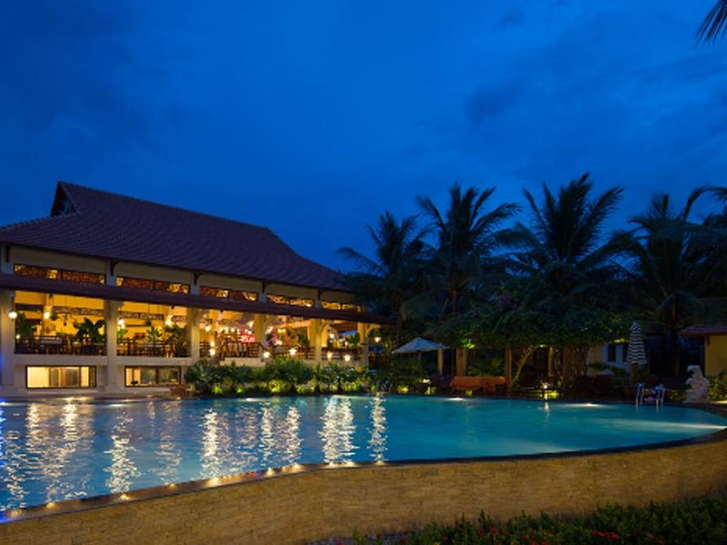Sunny Beach Resort