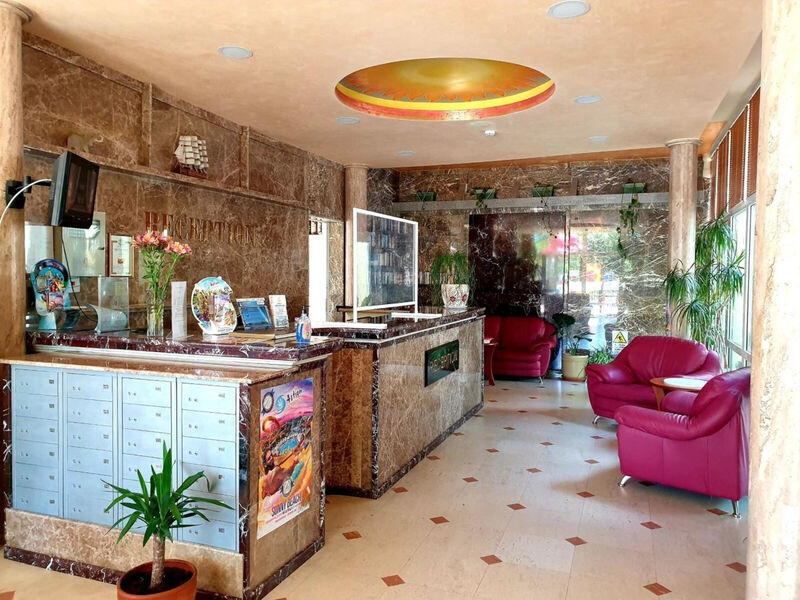 Sunny Day Club Hotel