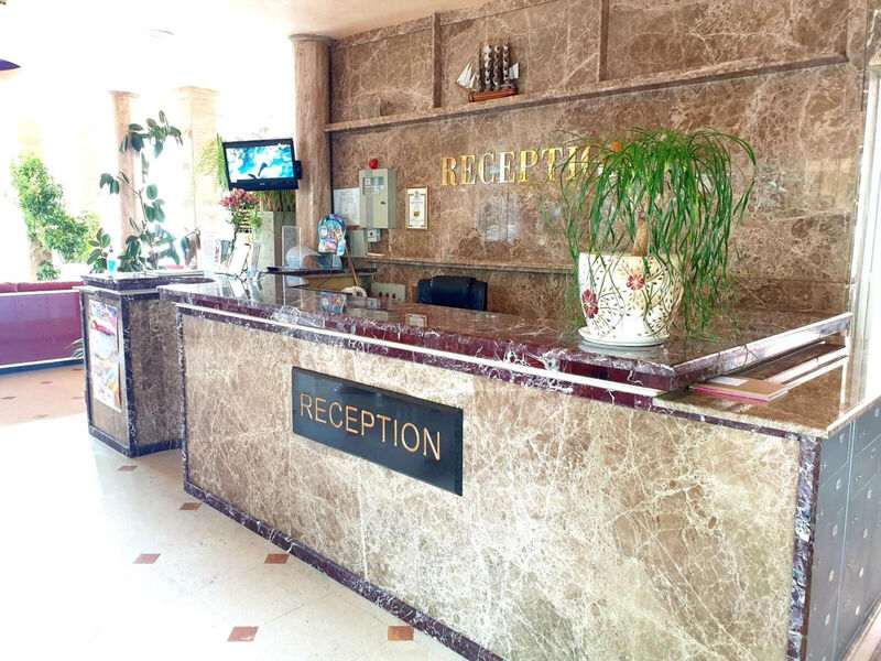 Sunny Day Club Hotel