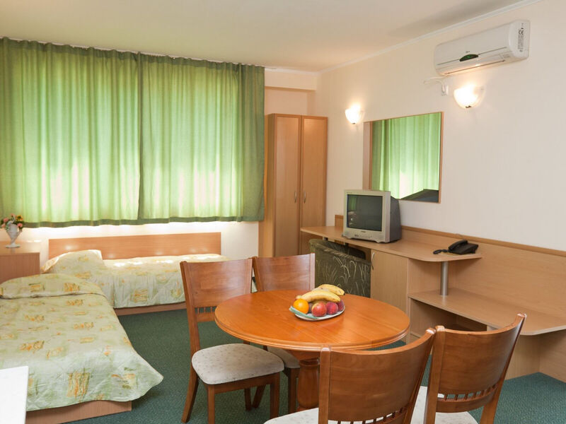 Sunny Day Club Hotel