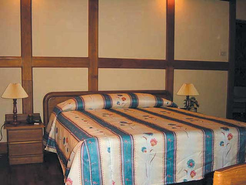 Sunny Paradise Resort
