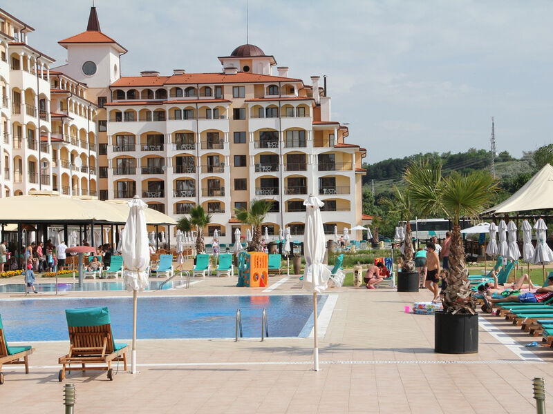 Sunrise All Suites