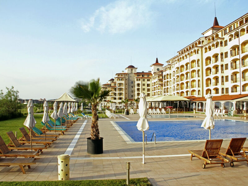 Sunrise All Suites