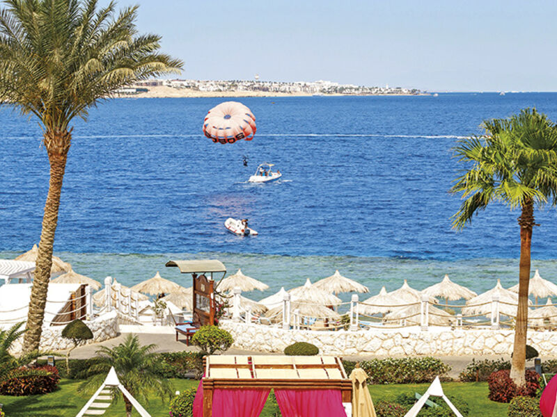 Sunrise Arabian Beach Resort