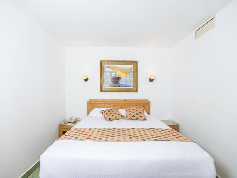 Sunrise Holidays Resort (+16 Only)