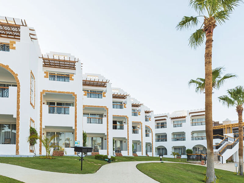 Sunrise Remal Resort