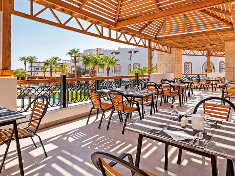 Sunrise Remal Resort