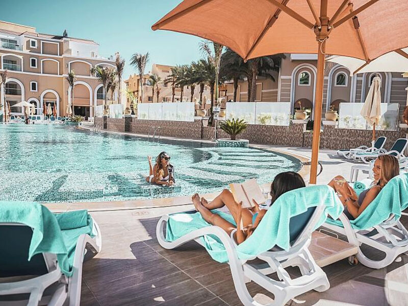 Sunrise Romance Sahl Hasheesh