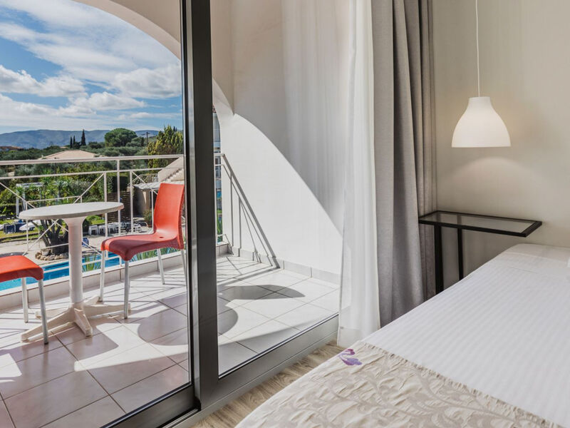 Sunrise Hotel