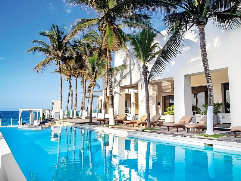 Sunscape Akumal Beach Resort