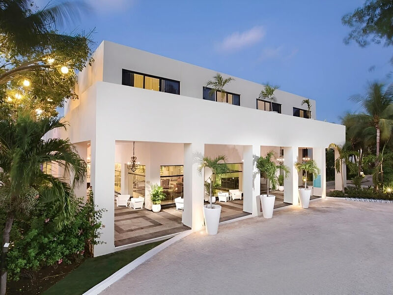 Sunscape Akumal Beach Resort