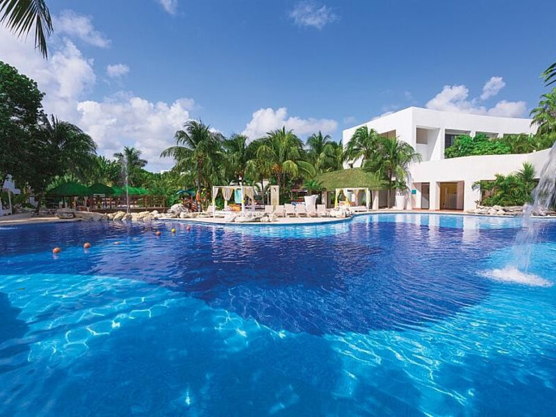 Sunscape Akumal Beach Resort