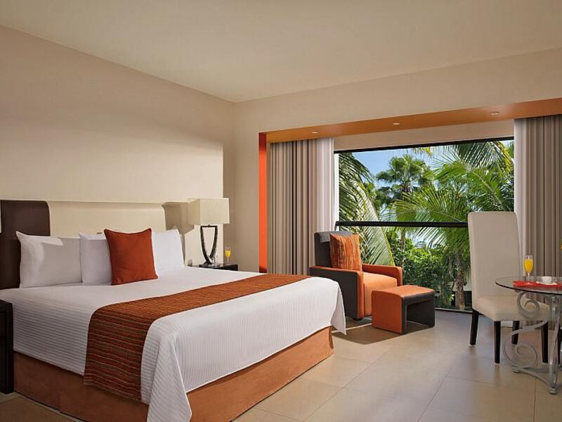 Sunscape Akumal Beach Resort