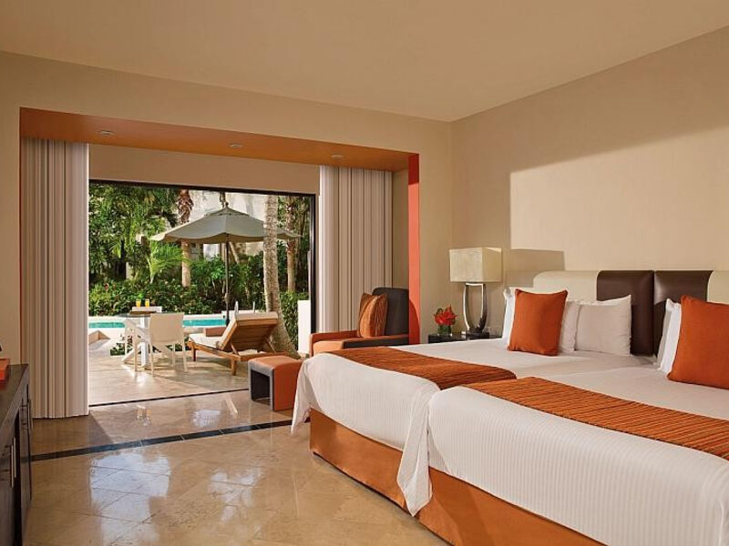 Sunscape Akumal Beach Resort