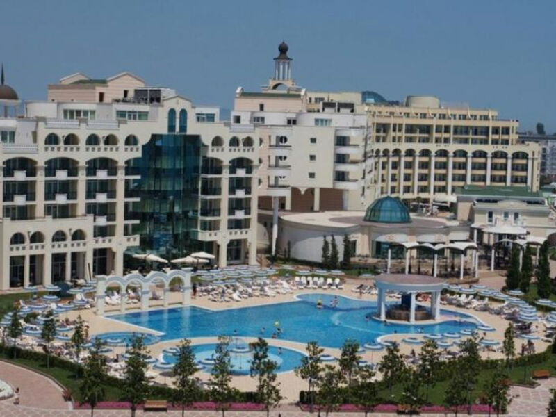 Sunset Resort
