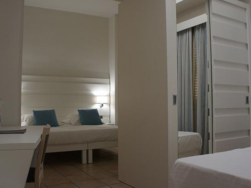 Sunshine Club & Spa