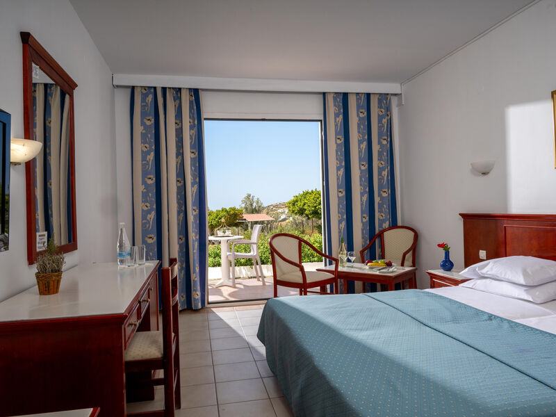 Sunshine Crete Village