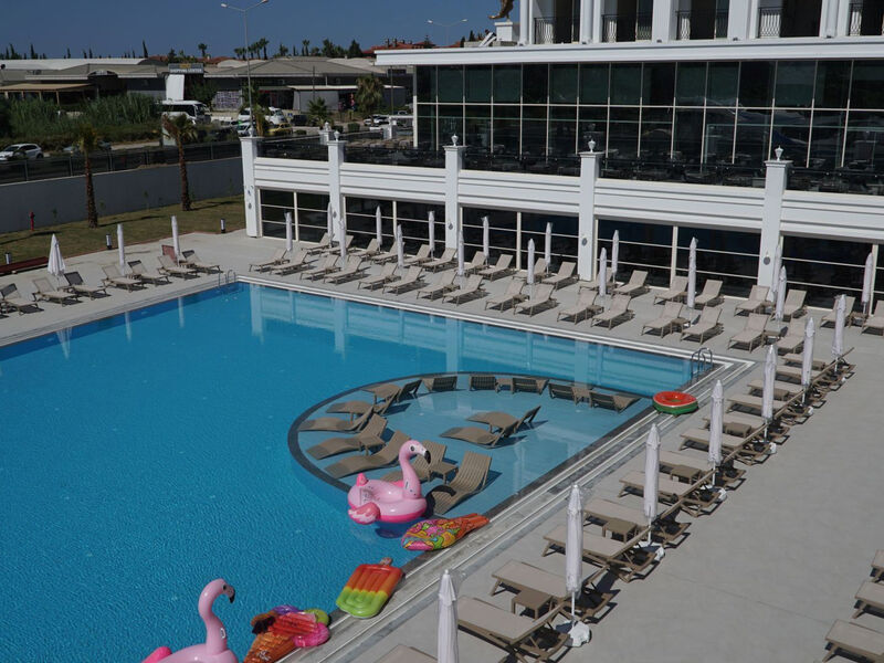 Sunthalia Hotel & Resort