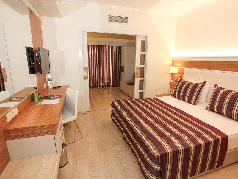 Pegasos Royal & Resort
