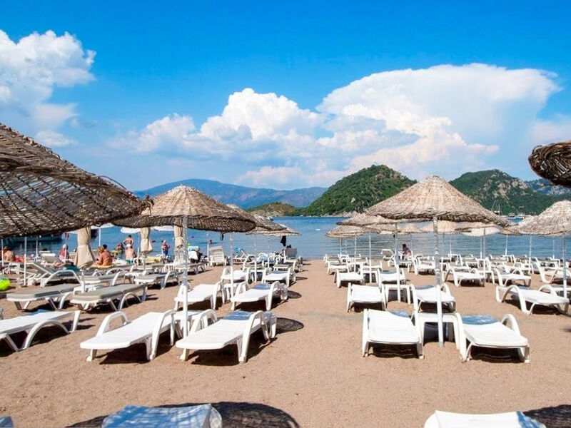 Supreme Beach