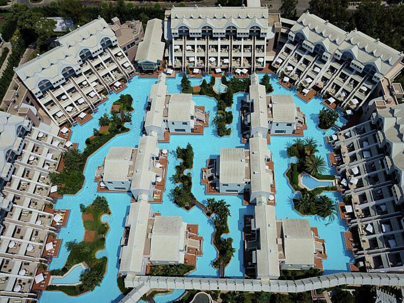 Susesi De Luxe Resort & Spa