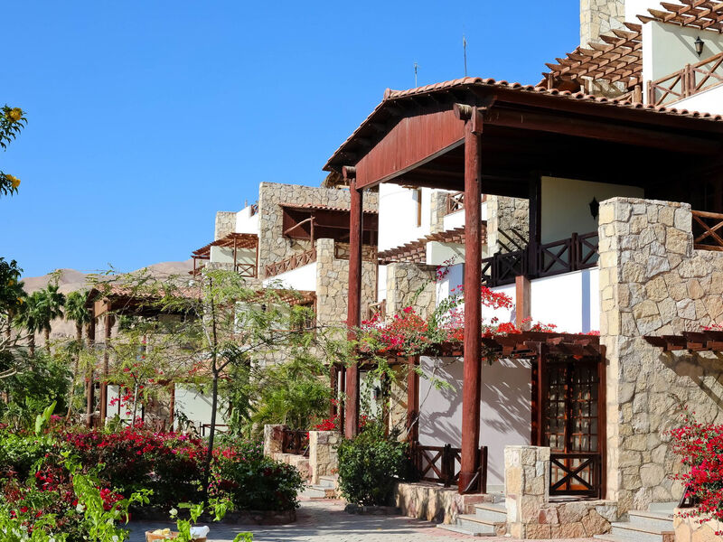 Taba Hotel & Nelson Village
