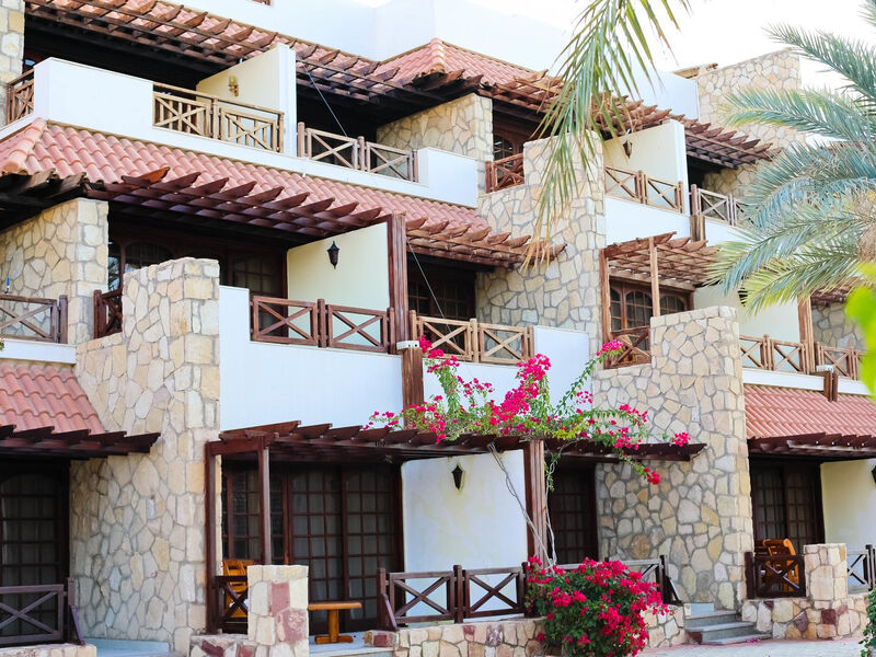 Taba Hotel & Nelson Village