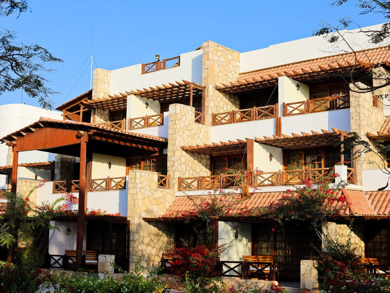 Taba Hotel & Nelson Village