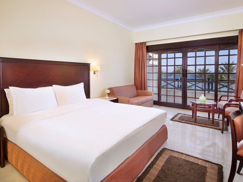 Taba Hotel & Nelson Village
