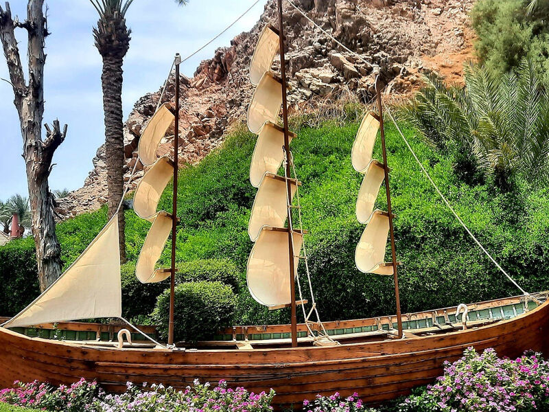 Taba Hotel & Nelson Village