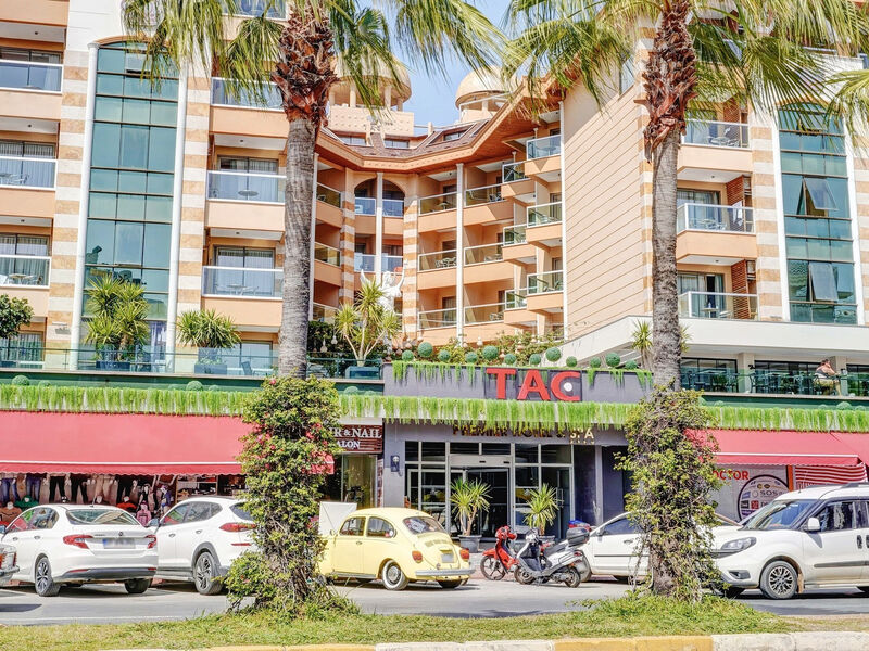 Tac Premier Hotel & Spa