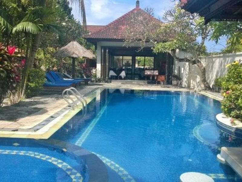 Taman Agung Beach Inn