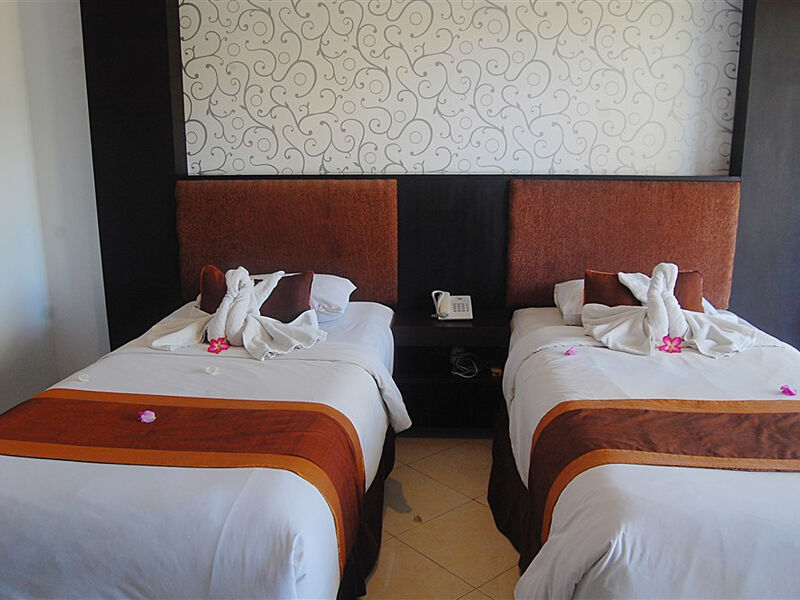 Taman Agung Beach Inn