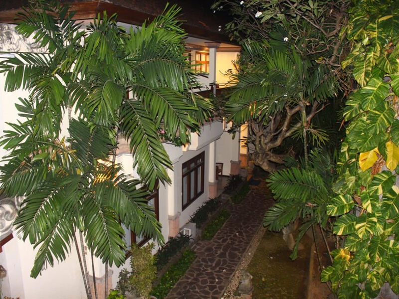 Taman Agung Beach Inn