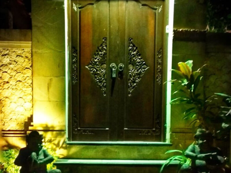 Taman Agung Beach Inn