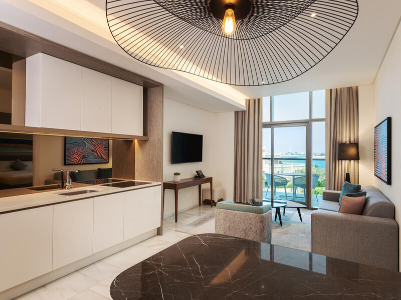 Th8 Palm Dubai Beach Resort Vignette Collection