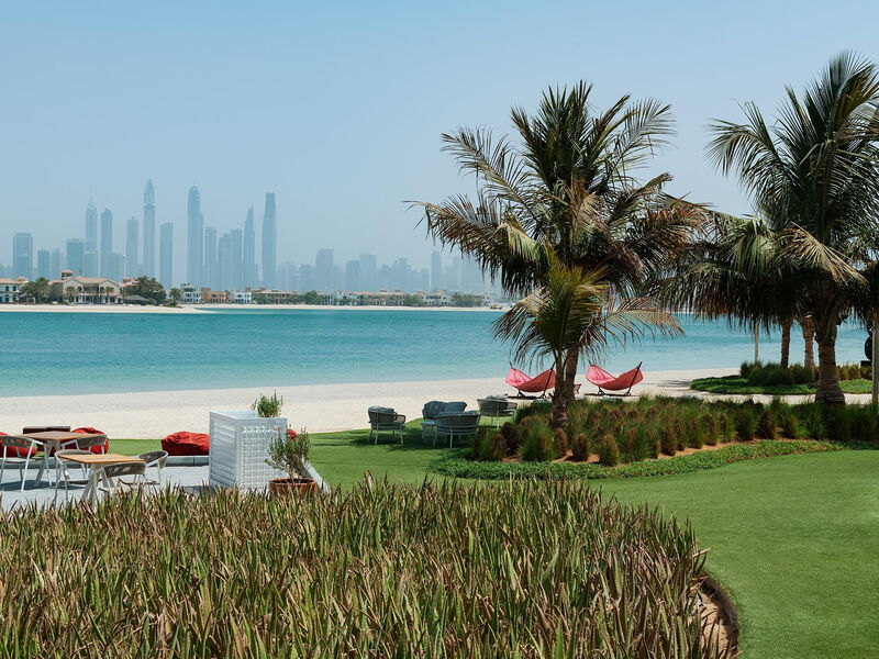 Th8 Palm Dubai Beach Resort Vignette Collection