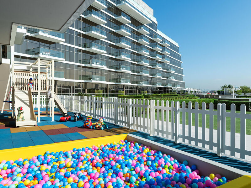 Th8 Palm Dubai Beach Resort Vignette Collection